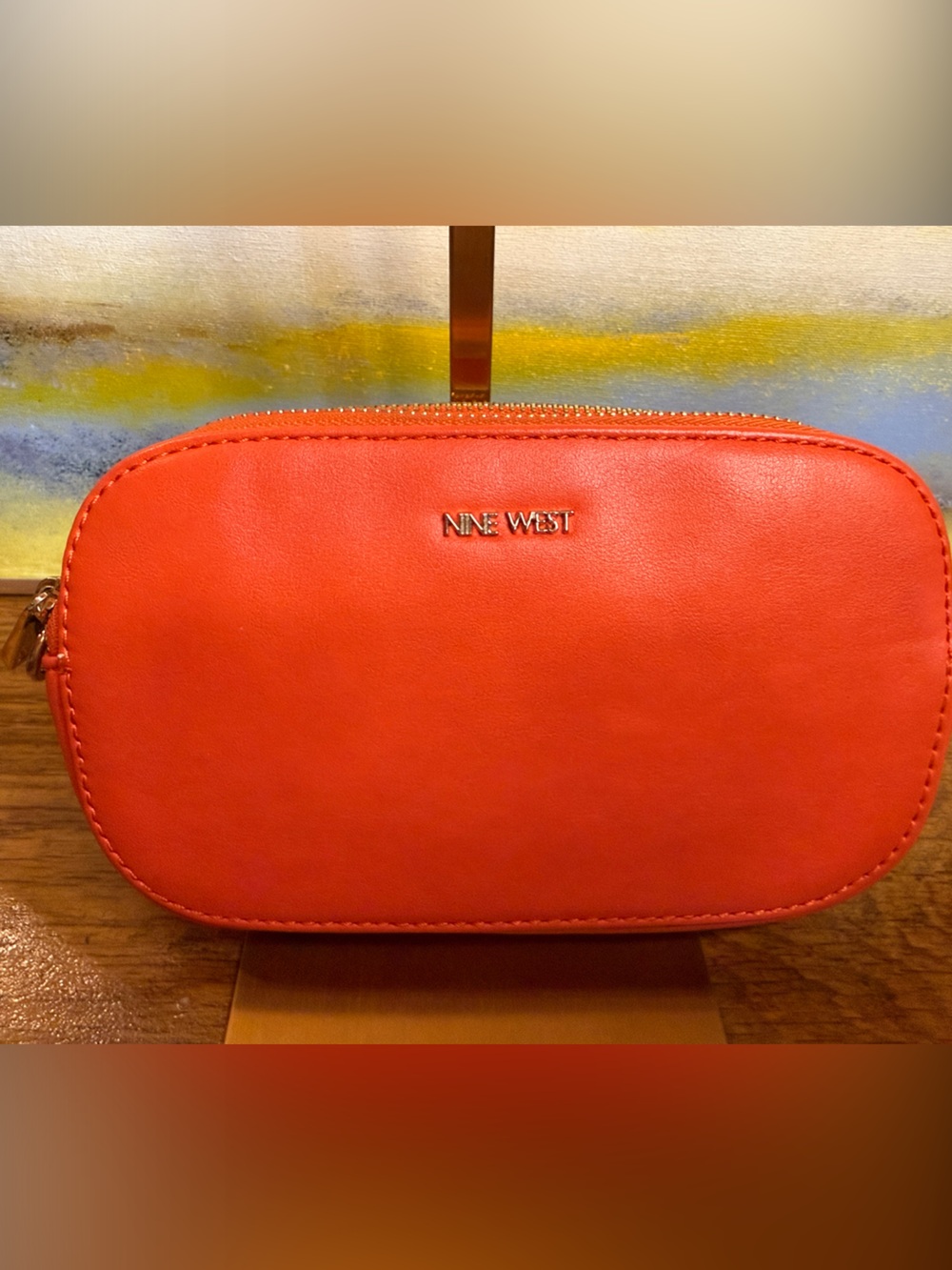Nine West Coral Orange Double Zip Crossbody Camera Bag EUC Adjustable Strap